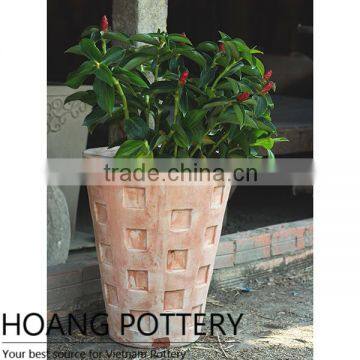 Square Pattern Tall Red Clay Planter - Pottery Manufacturer