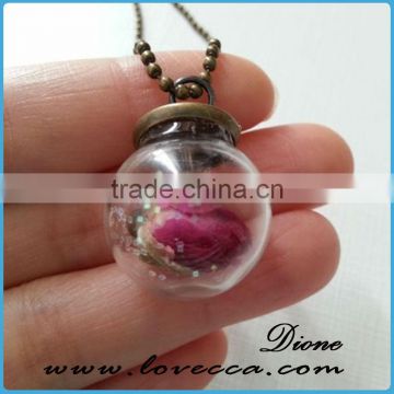 Vintage style dry flower vial glass dome pendant glass dome necklace