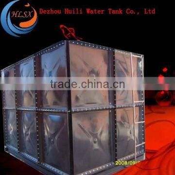 Insulated water storage tank with the internal enamel coating