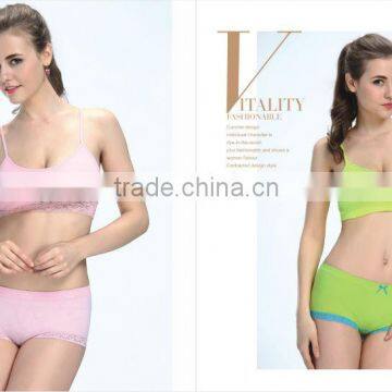 Wholesale samless underwear sports bra and boyshorts / padded sports bra custom