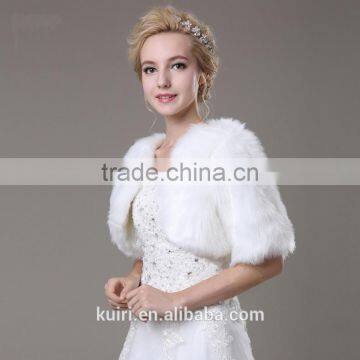 Pure colour wedding shawl white faux fur shawl Leather grass dress bridesmaid dress cape fur waistcoat