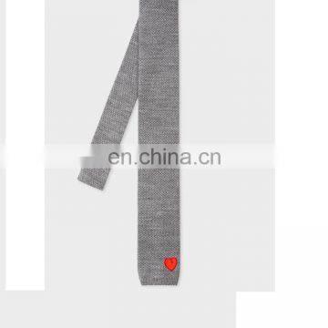 100% Wool Men's Grey Embroidered 'Heart' Knitted Tie