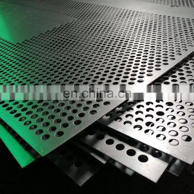 Punched Perforated Metal Mesh Protecting Fence
