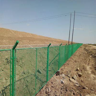 Supply railway guardrail net, both sides of the highway isolation protective net