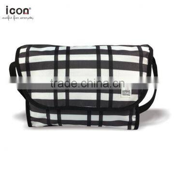 600D polyester grid pattern shoulder bag own design