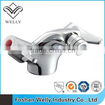 Luxury Bathroom Accessories Wash Basin Mixer Tap In Foshan