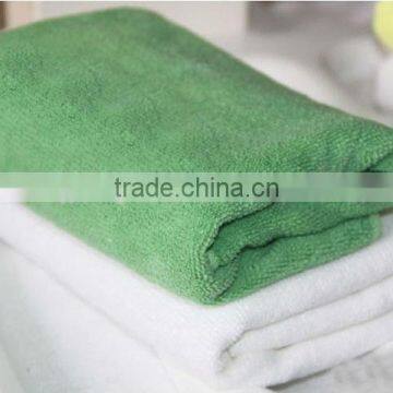 Durable machine washable quick dry microfiber hair salon towel