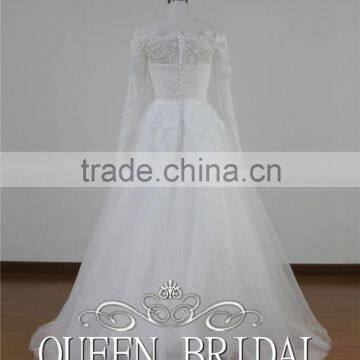 Ball Gown Appliqued Lace Boat Neck Wedding Dress Long Sleeve photo-3