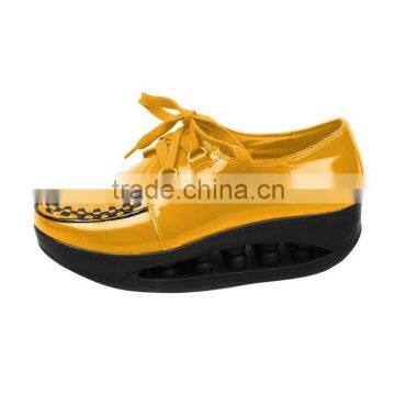 Genuine Leather Upper Healthy Casual Shoes for Women photo-3