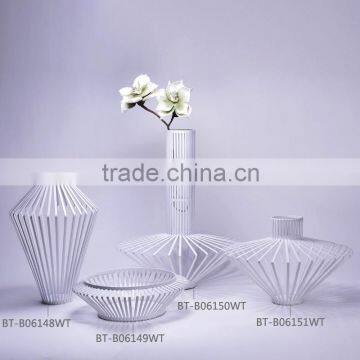 Decorative White Diamond Metal Home Accessories