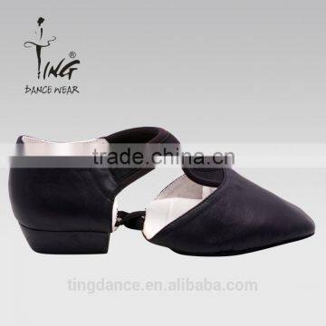 2015 new women leather dance shoes