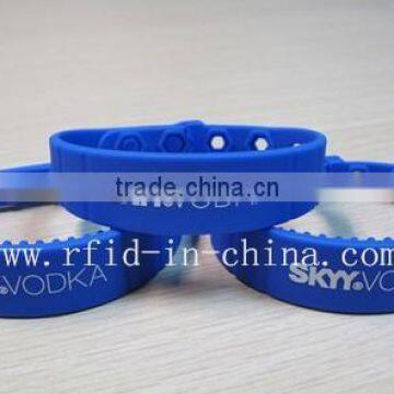 Silicone Packaging Adjustable Long Range RFID Wristband