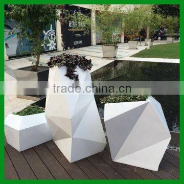 FO-325 Modern Large Decorative FIberglass planter Set