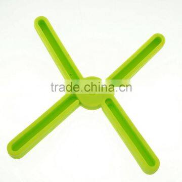 16063 Foldable Non-Stick Heat Resistant Silicone Mat , Silicone Baking Holder photo-5