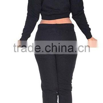 Womens Stylish Plain Black Printing Cropped Hooded Top Sweatshirts and Joggers Wholesale Made in China Shenzhen MaRainbow photo-2
