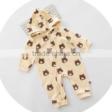 S17711A Baby Autumn Cartoon Bear Pattern Hooded Cotton Romper photo-5