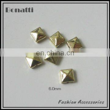metal studs for coats