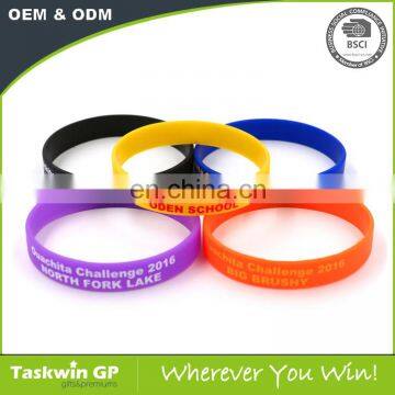 Custom the silicone bracelet for 2017 promotional business with custom logo
