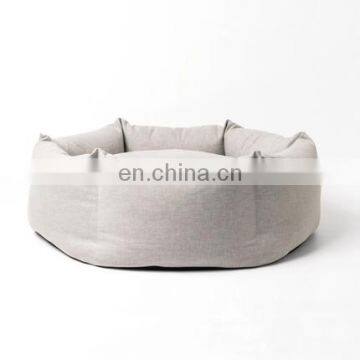 2020 New Fashion Polygon waterproof Pet bed Customized Logo