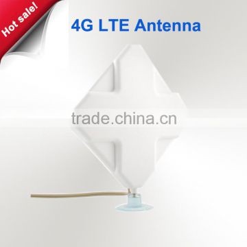 Long range 35dBi 4g lte flat patch directional satellite antenna