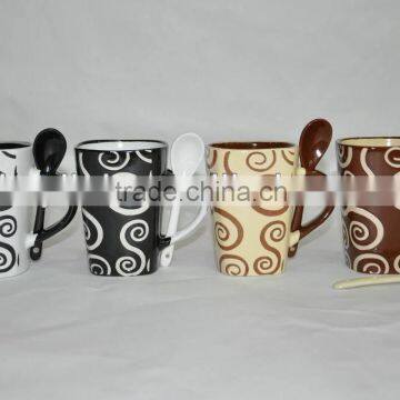 11oz stoneware hand-painted mug with spoon