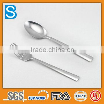 Stainless steel fork and spoon set