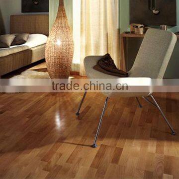 Homogeneous vinyl flooring roll