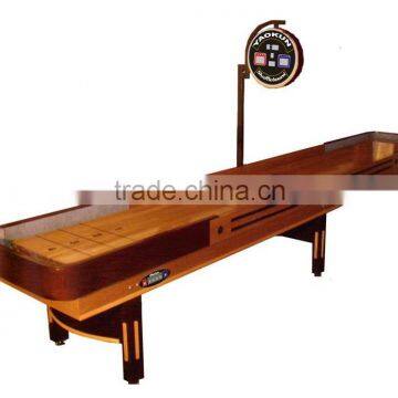 Shuffleboard table game machine