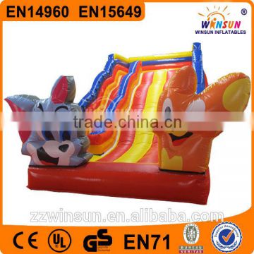 Durable 0.55mm PVC double lane inflatable slide with Tom and Jerry models