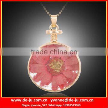 Newest Flower Design Gold Necklace