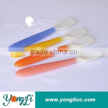 Factory Direct Silicon Baby Food Dispensing Spoon