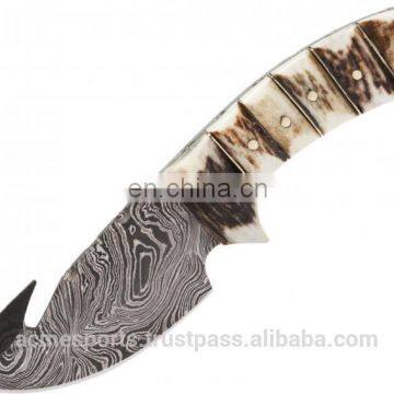 Damascus knifes - custom handmade Damascus hunting knife with Walnut wood and brass bolsters handle