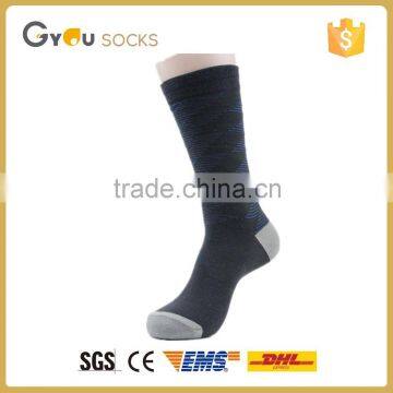 Solid color high quality classical design sport and business cotton mens socks