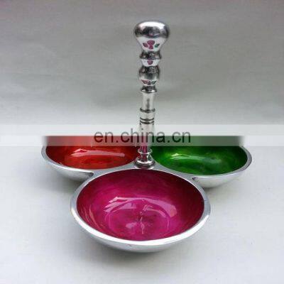 3 coloured food serving metal bowl