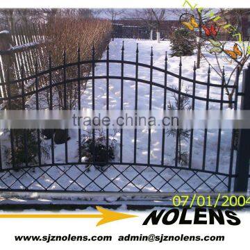 Decorative Cheap Wrought Iron Roof Fence Design/Cheap Wrought Iron Fence Wholesale