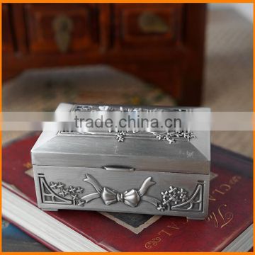 European classical carved princess wedding gifts zinc alloy jewelry box 641S