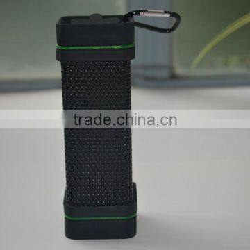 New Outdoor Portable dj Loudspeaker Box Splashproof Bluetooth Boom Speaker Support tf Card and Handsfree photo-2