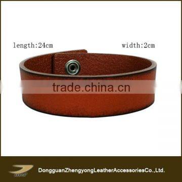 brown full grain leather snap bracelet with 2cm