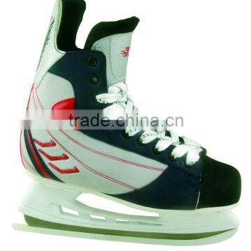 China manufacturer Stainless-steel comfortable and cold resistance ice hockey skating shoes