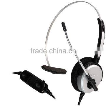 Headset for telephone operator of rj9 plug