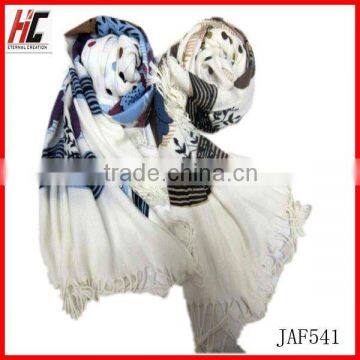 2012women fashion new design acrylic shawl