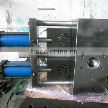 double plate plastic extrusion filter