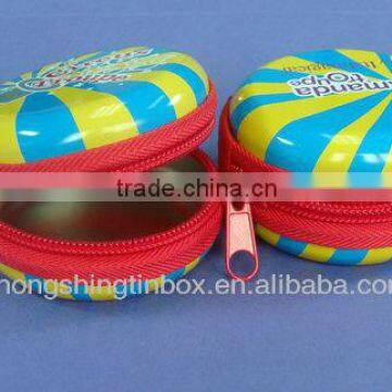 round tin box with zipper