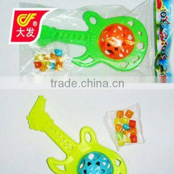 guitar candy toy with chewing gum