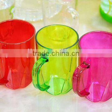 Supply fashion Creative handle plastic Wash Cup (320ml)