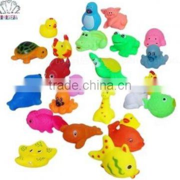 making vinyl toys with many designs,good quality PVC bath toys,mini plastic pvc tub toy