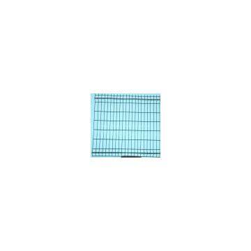 wire mesh fence