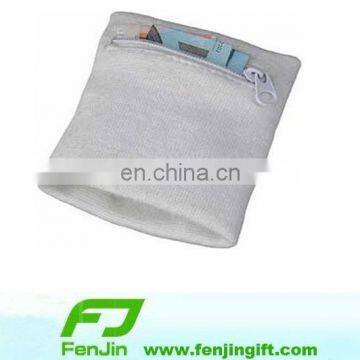 smooth fabric sport sweatband with pocket