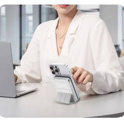 Magnetic Portable Wireless Charger Power Bank 10000mAh Battery Bank Power Supply Cell Phone Portable Power Banks photo-4