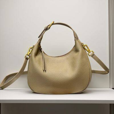 Зимняя новая сумка из натуральной кожи в стиле «пельмень» для женщин. Мягкая кожаная сумка для ношения в руках или на плече. Новая сумка в стиле «лунный обезьяна». Стильная и простая сумка для повседневного использования.